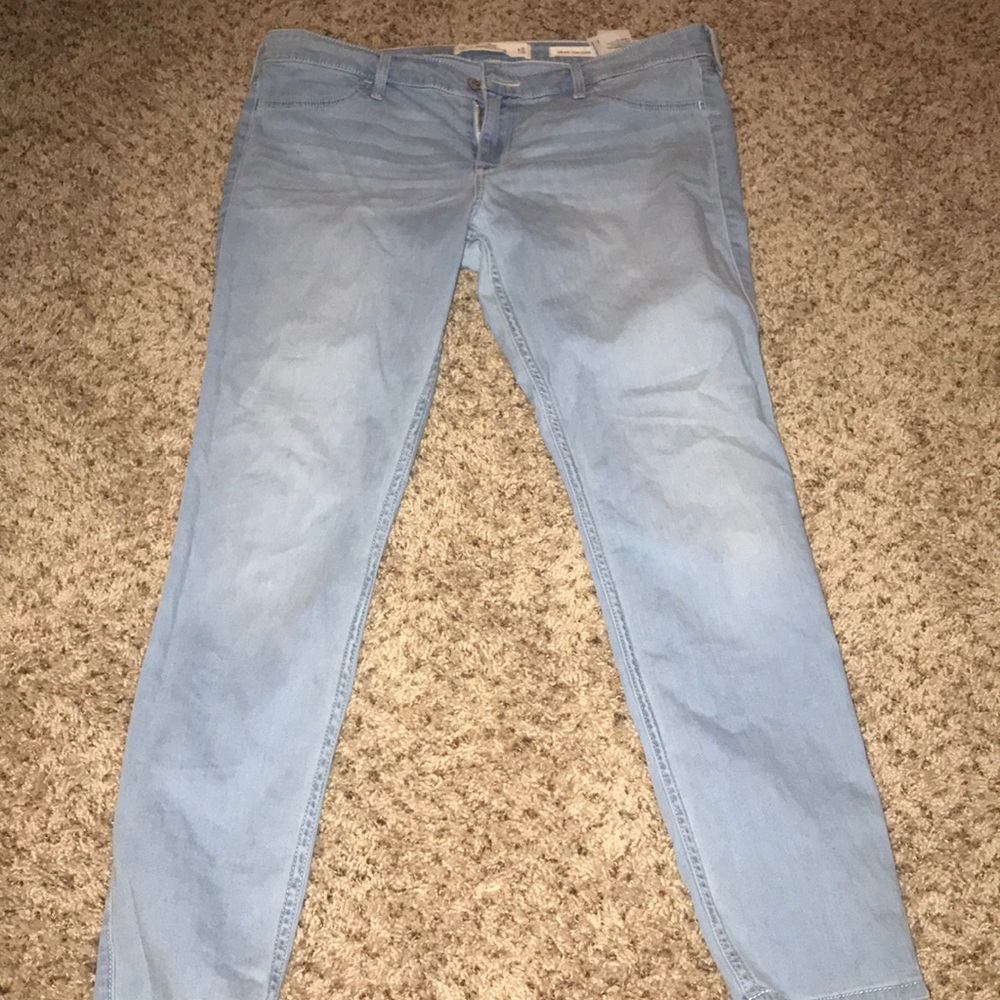 Hollister Low Rise Jean Leggings